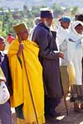 Mnich během Timkatu. Lalibela. Etiopie.