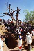 Lid ekajc na pchod proces. Lalibela. Etiopie.