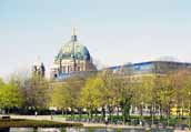 Pohled na Berliner Dom (Berlnsk katedrla). Berln. Nmecko.