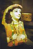 Kopstká posmrtná maska. Egyptské muzeum. Berlín. Německo.