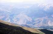 Pohled do krajiny běhen výstupu na Mt Damavand. Írán.