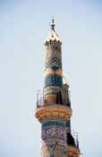 �eny na minaretech me�ity Jameh. Yazd. �r�n.