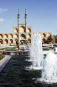 Mešita Amir Chakhmaq ve městě Yazd. Írán.