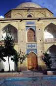 Mešita ve měste Shiraz. Írán.