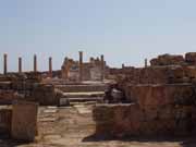 Sabratha byla součástí Numidianského království Massinissa. V 2.-3 století našeho letopočtu byla přestavěna v románském stylu. Libye.