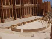 Sabratha byla součástí Numidianského království Massinissa. V 2.-3 století našeho letopočtu byla přestavěna v románském stylu. Libye.