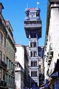 Santa Justa výtah, Lisabon. Portugalsko.