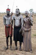 Muži z kmene Mursi. Jih,  Etiopie.