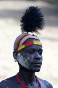 Domorodý muž, vesnice Murle. Etiopie.
