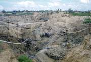 Diamantový důl v Cempaka. Indonésie.