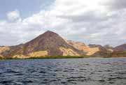 Ostrov Rinca. Nusa Tenggara,  Indonsie.