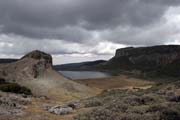 Jezero Garba Guracha. N�rodn� park Bale Mountain. Jih,  Etiopie.