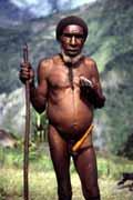 Domorodec z kmene Dani. Papua,  Indon�sie.
