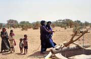 Studna na okraji oázy. Poušť Sahara. Mali.