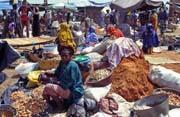 Tradiční pondělní trh, město Ségou. Mali.