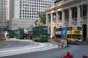 Tramvaje jsou obliben a nejlevnj dopravn prostedek. Hong Kong.