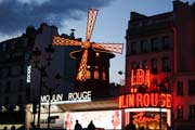 Kabaret Moulin Rouge, Montmartre, Pa��. Francie.