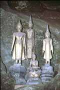 Jeskyně Pak Ou. Laos.