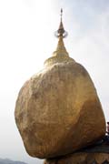 Stupa Kyaiktiyo (Golden rock). Myanmar (Barma).