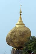 Stupa Kyaiktiyo (Golden rock). Myanmar (Barma).