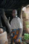 Dívka z etnika Somba (někdy též nazývaní lidé Betamaribé). Oblast Boukoumbé. Benin.