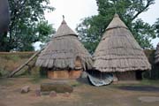 Horní patro domu tata somba - sýpky a ložnice. Oblast Boukoumbé. Benin.
