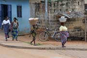 Pouliční život, město Ouidah. Benin.