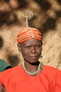 Jedna z královských manželek. Vesnice Oudjilla v pohoří Mandara. Kamerun.