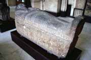 Jeden z mnoha sarkofágů v Egyptském muzeu v Káhiře. Egypt.