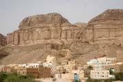 Městečko Al-Hajrayn (Al-Hajjarayn) ve Wadi Do'an. Jemen.