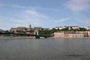 Pohled z nábřeží od Dunaje, Budapešť. Maďarsko.