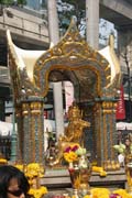 Chrám Erawan (San Phra Phrom), Bangkok. Thajsko.