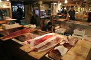 Ryb trh Tsukiji, Tokio. Japonsko.
