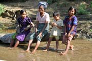 Kemp s pracovními slony. Okolí města Taungoo. Myanmar (Barma).