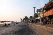 Pláž - Lighthouse beach, Kovalam. Indie.