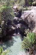 Vodopád, l'Isalo Národní park. Madagaskar.