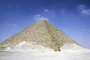 Červená pyramida v Dashuru. Egypt.