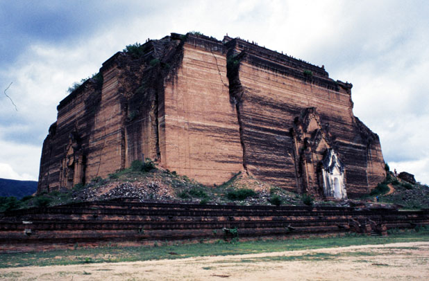 Mingun Paya. Myanmar (Barma).