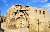 Pouštní vesnice Kharanagh. Okolí města Yazd. Írán.