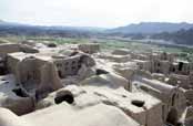Pouštní vesnice Kharanagh. Okolí města Yazd. Írán.