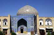 Sheikh Lotfollah mešita na náměstí Emam Khomeini. Esfahan. Írán.
