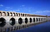 Most Si-o-Seh. Esfahan. Írán.