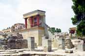 Knossos, Minoanské hlavní město. První palác byl postaven okolo 1900 B.C., Kréta. Řecko.