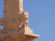 Sabratha byla součástí Numidianského království Massinissa. V 2.-3 století našeho letopočtu byla přestavěna v románském stylu. Libye.