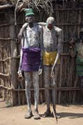 Muži z kmene Bume. Jih,  Etiopie.