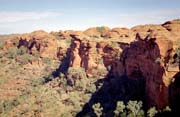 Oblast nazývaná Kings Canyon (Watarrka National Park). Austrálie.
