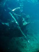 Potápění u ostrovů Togian, Kadidiri, vrak bombardéru B24 z druhé světové války potopený 3. května 1945. Sulawesi, Indonésie.