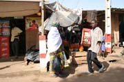 Na ulici v hlavnm mst Niamey. Niger.