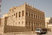 Hliněný palác ve městě Tarim. Oblast Wadi Hadramawt. Jemen.