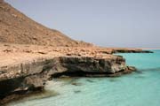Severní pobřeží ostrova Socotra a Arabské moře. Jemen.